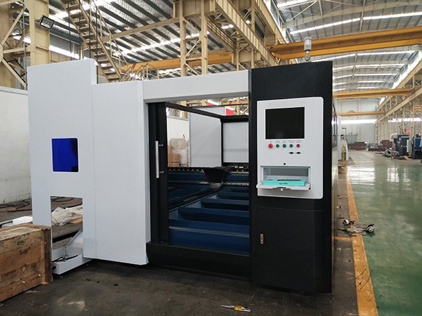 High Precision 3000x1500mm Small 1000w 1500w Fiber Laser Cutting Machine Price