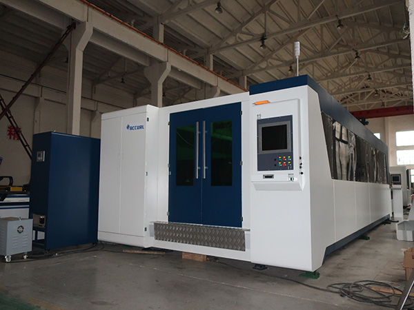 Ang Stainless Steel fiber Laser Cutting Machine alang sa Metal Sheet 4000x2000mm